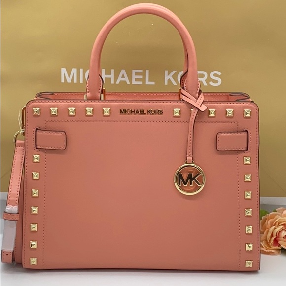 Michael Kors Handbags - MICHAEL KORS RAYNE MEDIUM EW SATCHEL PEACH